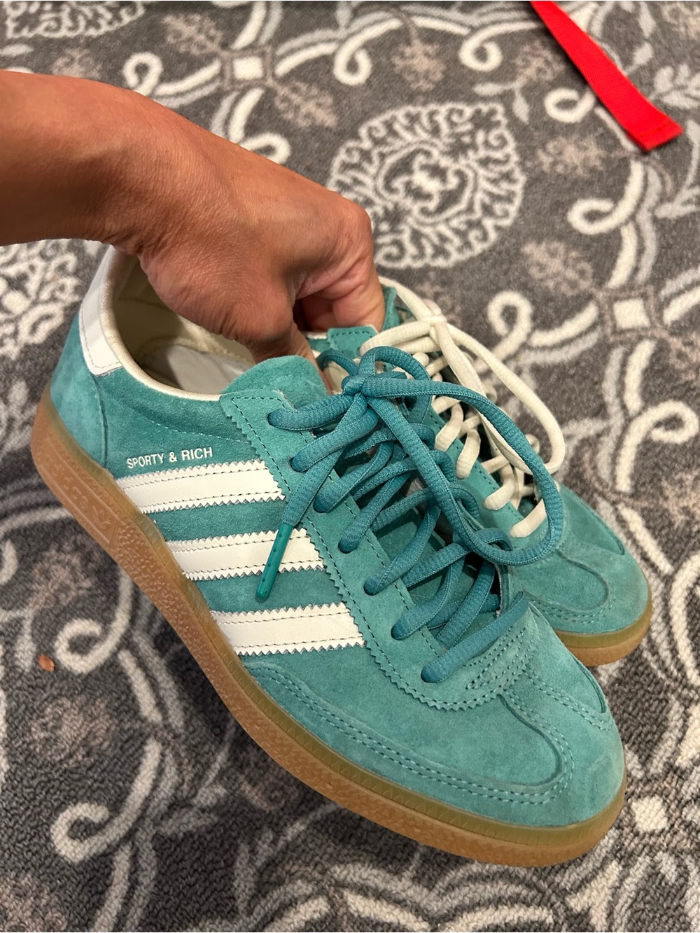 Sporty and rich Adidas Spezial unisex 4.5